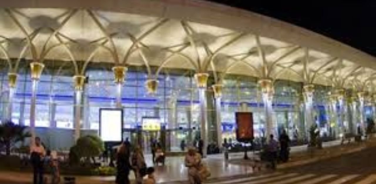 Vietnam Airlines MHD Terminal