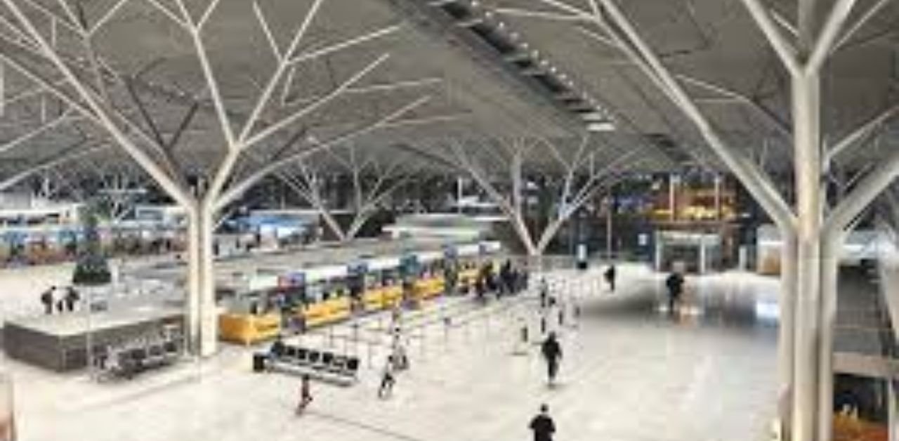 Vietnam Airlines STR Terminal